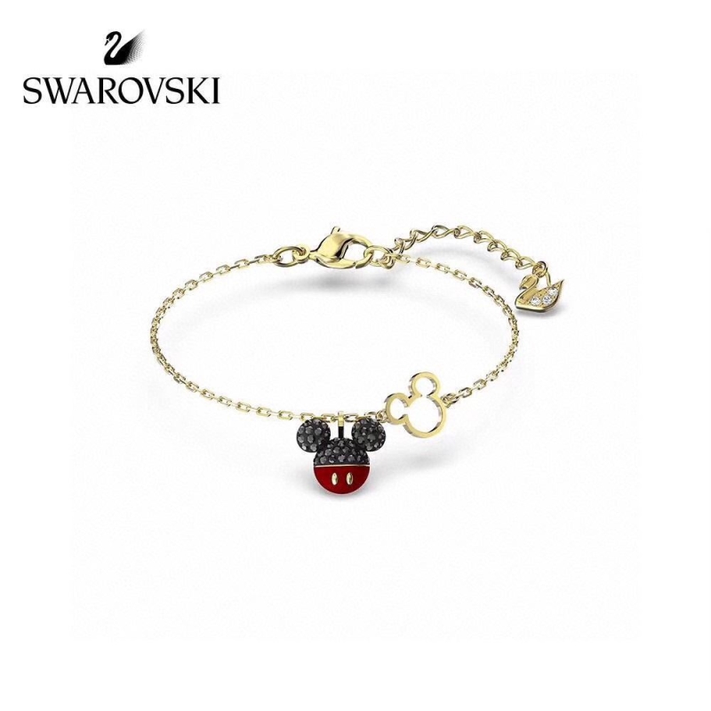 G*u*i bracelets